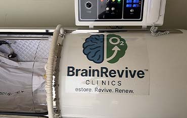 treatment room at DiSiena & Irvine Chiropractic, Brain Wellness, and Nutrition in Irvine